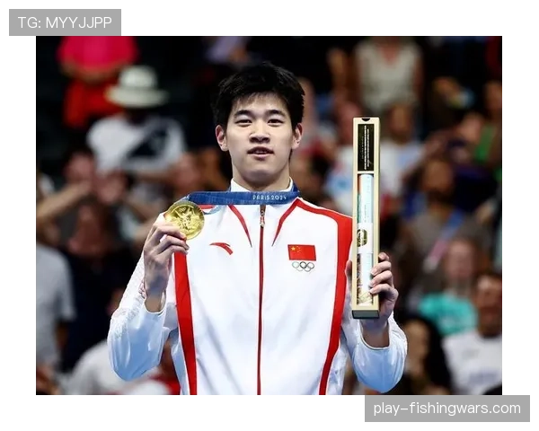 世界游泳锦标赛，潘展乐男子100米自由泳以打破世界纪录的成绩夺冠