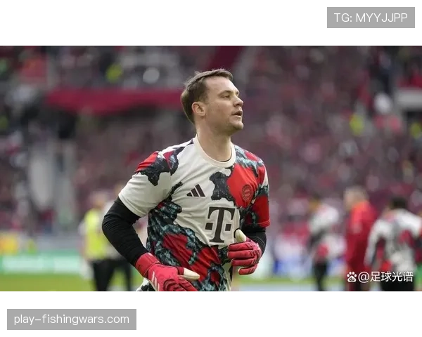 拜仁的压迫体系：诺伊尔失误后的快速调整与反击效率