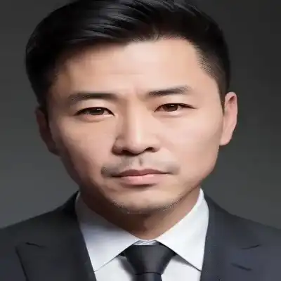 何薇蔓